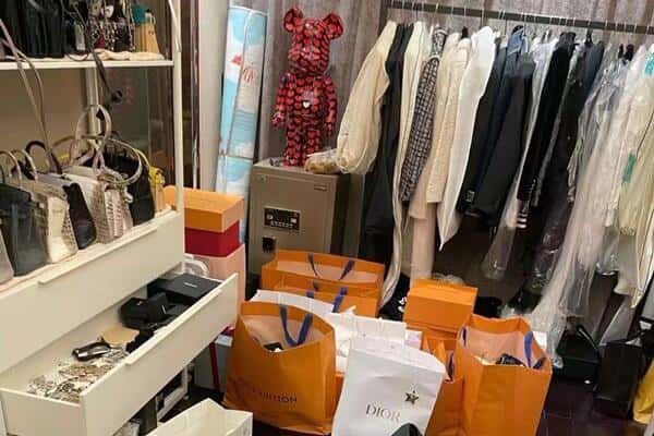 宝兴县回收一线品牌衣服